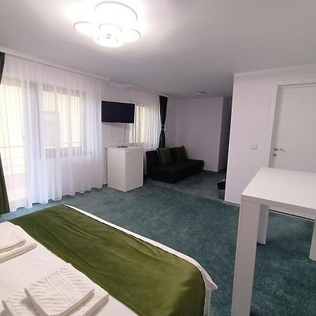 Casa Tiky Hotell Timişoara Eksteriør bilde
