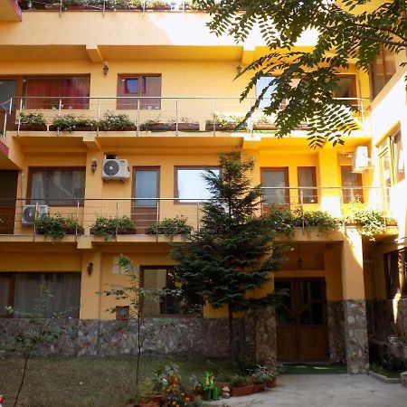 Casa Tiky Hotell Timişoara Eksteriør bilde