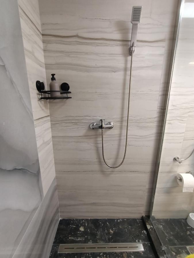 Casa Tiky Hotell Timişoara Eksteriør bilde