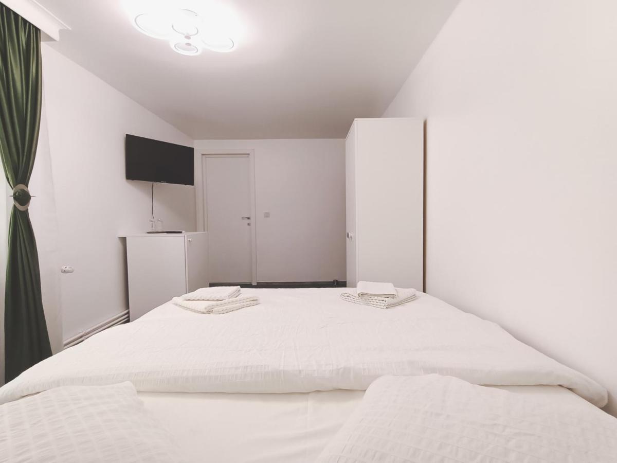 Casa Tiky Hotell Timişoara Eksteriør bilde