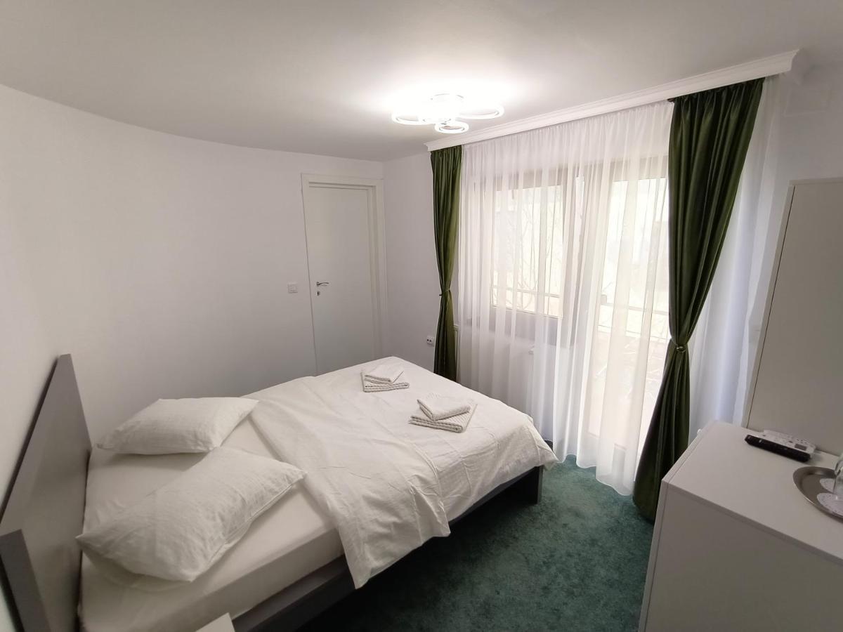 Casa Tiky Hotell Timişoara Eksteriør bilde