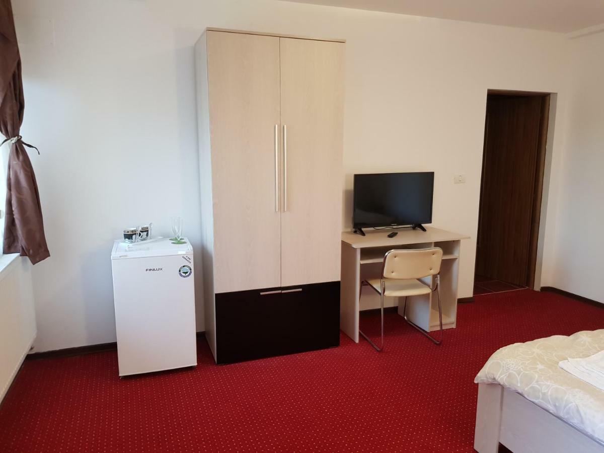 Casa Tiky Hotell Timişoara Eksteriør bilde