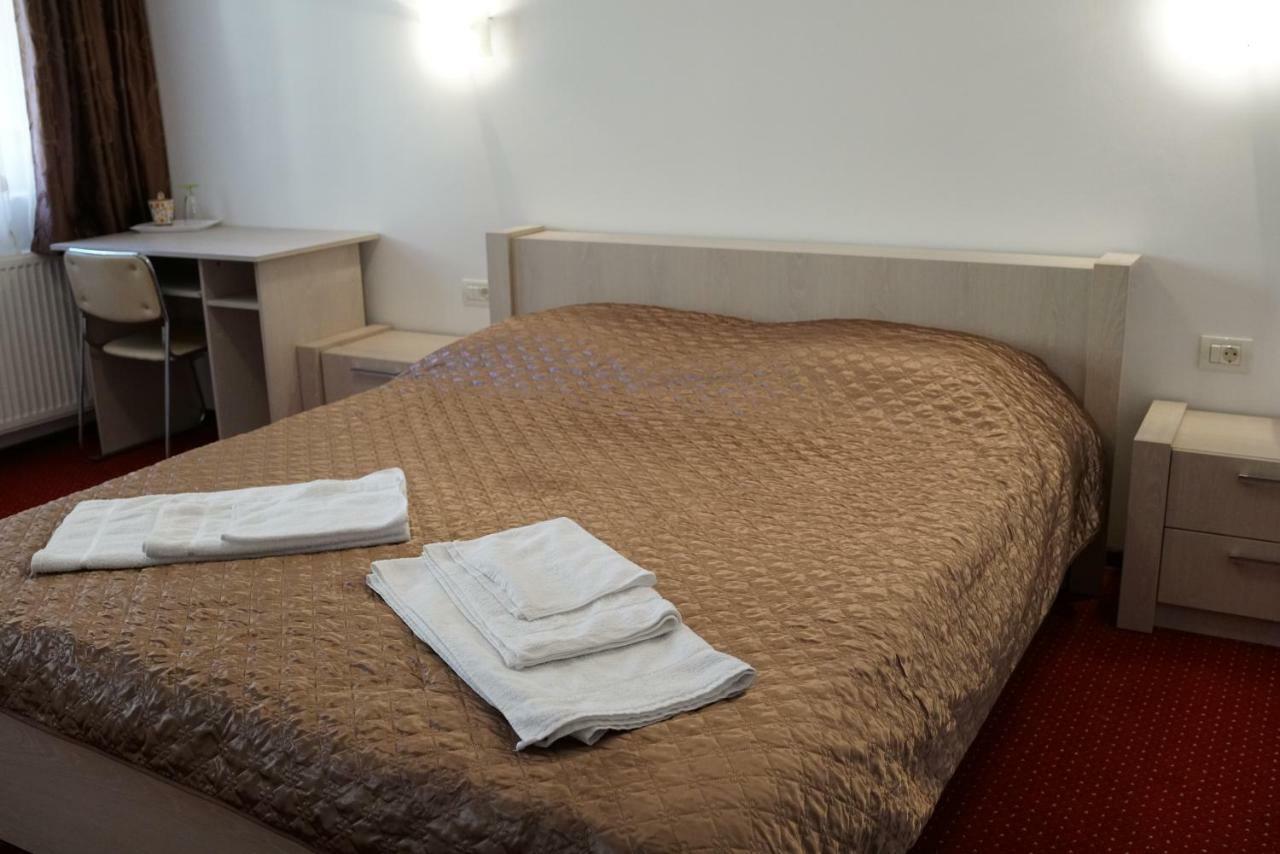 Casa Tiky Hotell Timişoara Eksteriør bilde