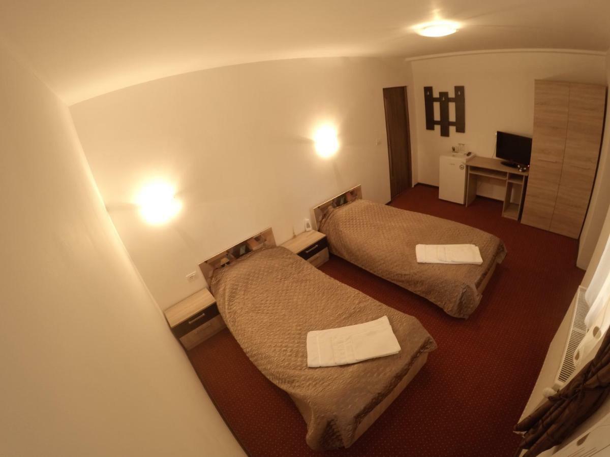 Casa Tiky Hotell Timişoara Eksteriør bilde