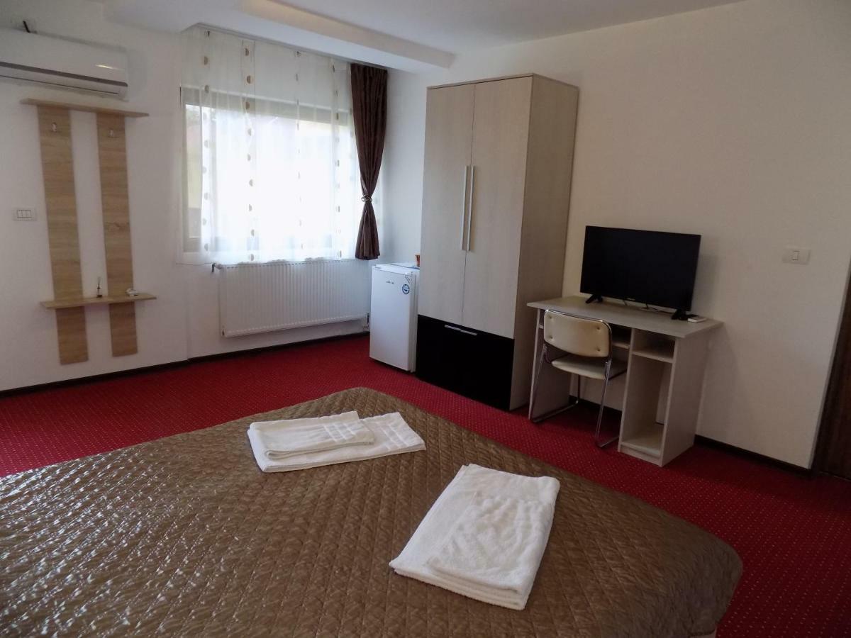 Casa Tiky Hotell Timişoara Eksteriør bilde